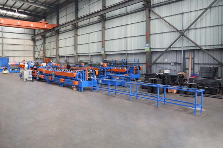 CZ Interchangeable Purlin Roll Forming Machine CZ Interchangeable Purlin Roll Forming Machine